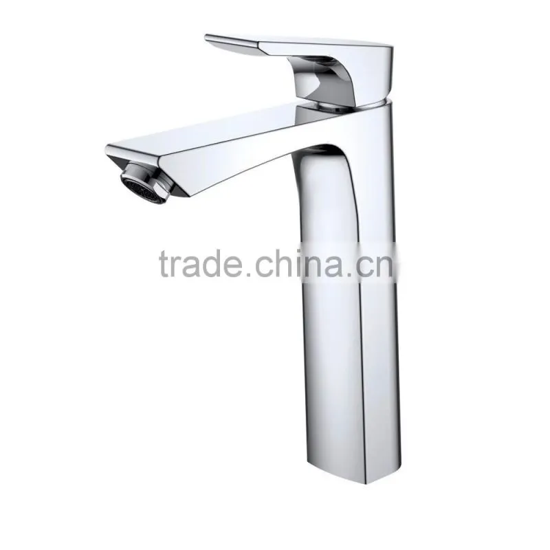 The Bathroom Wash Basin Faucet With Polished Finish