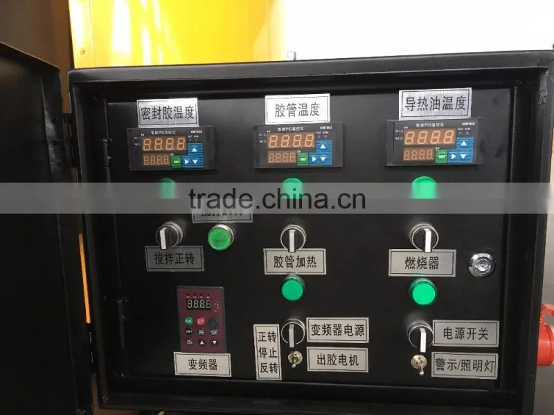 Mounted road crack sealing machine construction