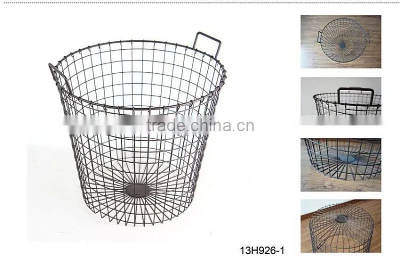 Metal Wire Laundry Basket, Black/white