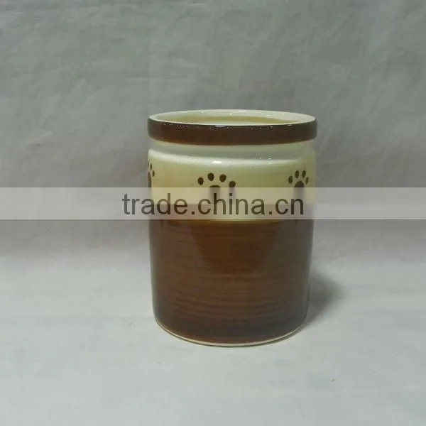 Ceramic Treat Jar With Brown Color