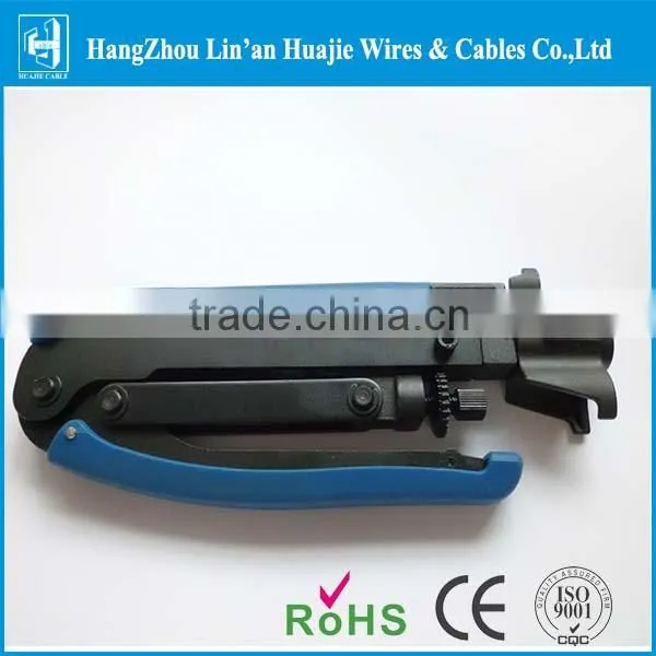 QR540 connector with 2 pin