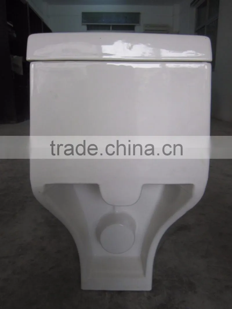 2002 bathroom Ceramic one piece cheap Toilet With Soft Close Seat