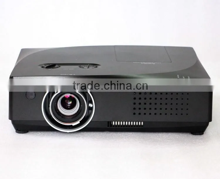 Hot selling product Outdoor Large Venue projector Support a large screen splicing Technology Projector dmd chip projector