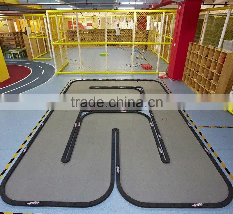 2016 new product customize Official Mini-Z Racing Circuit rc runway construction for sale
