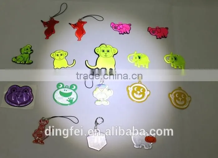 light PVC reflective keychain animal shape