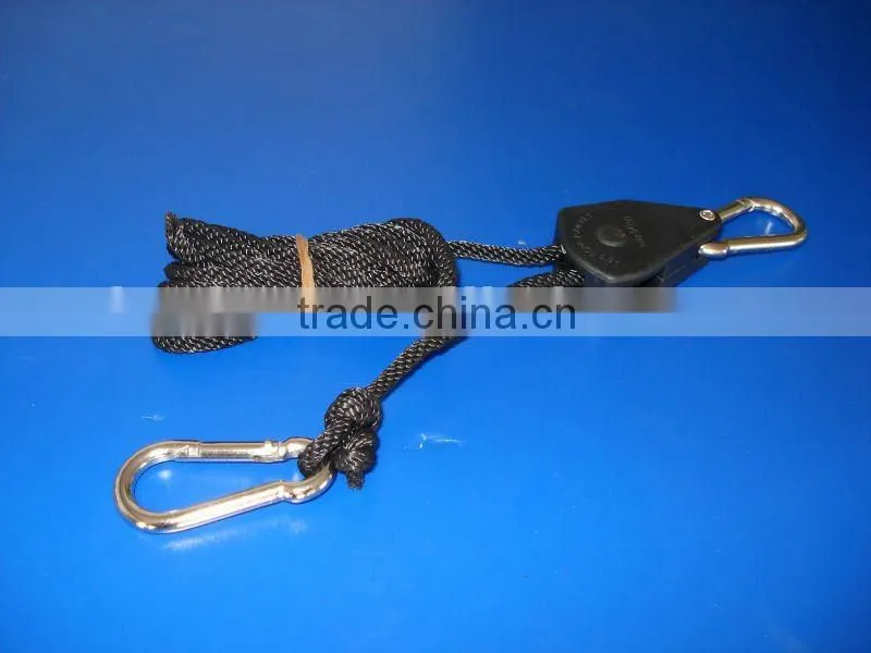 Snap hook Zinc alloy Adjustable light hanger