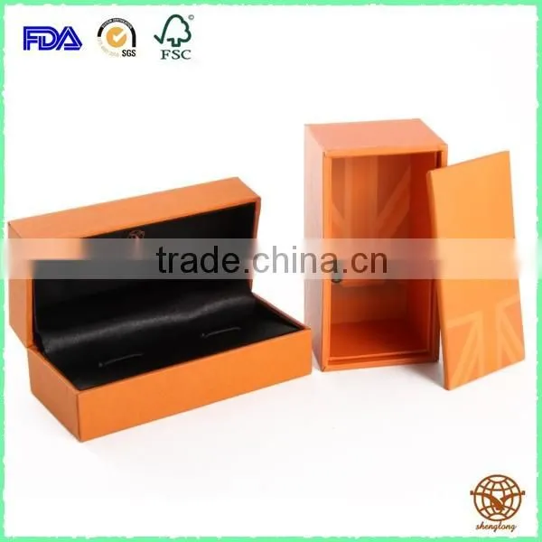 2016 New Matte Custom Made Logo Printed Clamshell cardboard Jewelry box
