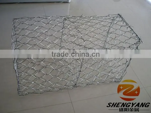 China 1x1x1m,2x1x0.5m keep earth rock cages slope greening stone baskets wall PVC gabion mesh baskets hexagonal gabion boxes