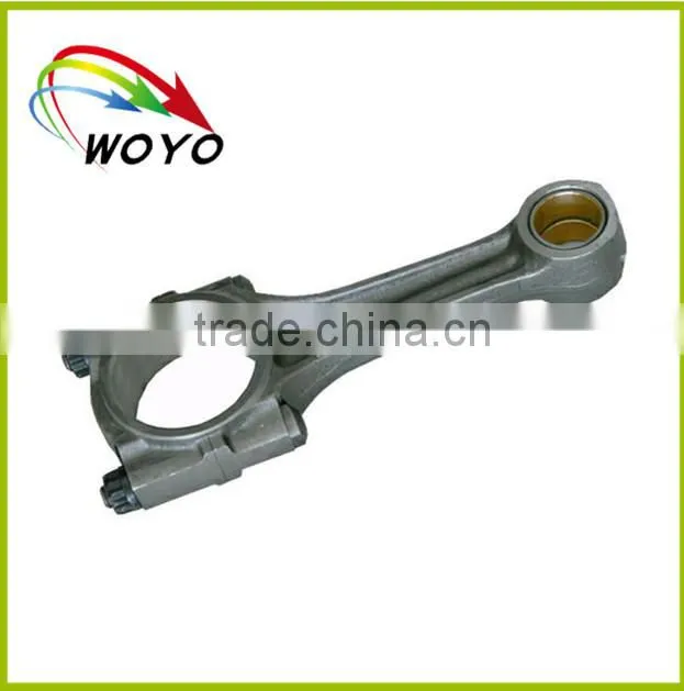 Agricultural tractor protective connecting rod for diesel engine