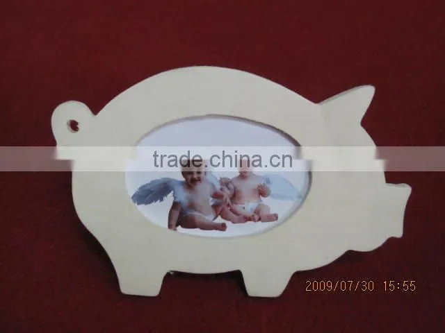 cheap hand shaped wooden photo frame,wooden picture frame