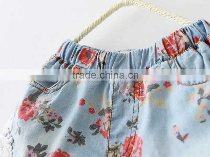 Wholesale Fashion Korean Denim Shorts 2016 New Summer Girl Short Jeans Lovely Little Girl Rose Printed Jeans