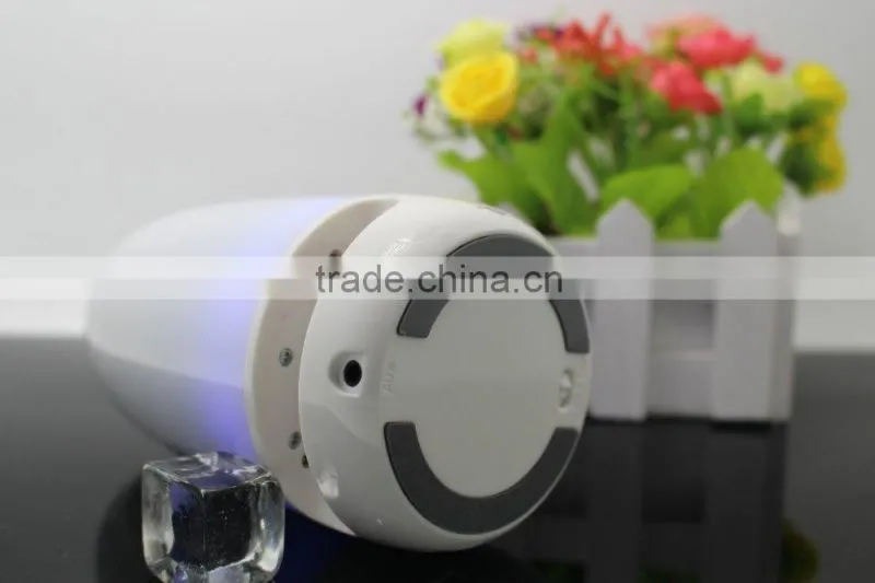 2016New Portable Wireless Bluetooth LED Light Lamp Speaker Built-in FM Radio with Hands-free Calls