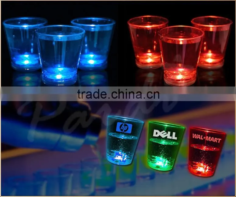 2016 Plastic led color changing plastic shot glasses
