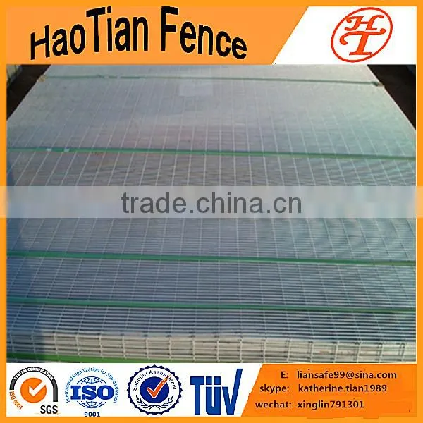 pvc coated green vinly airport bend welded wire mesh security fence for yard guard