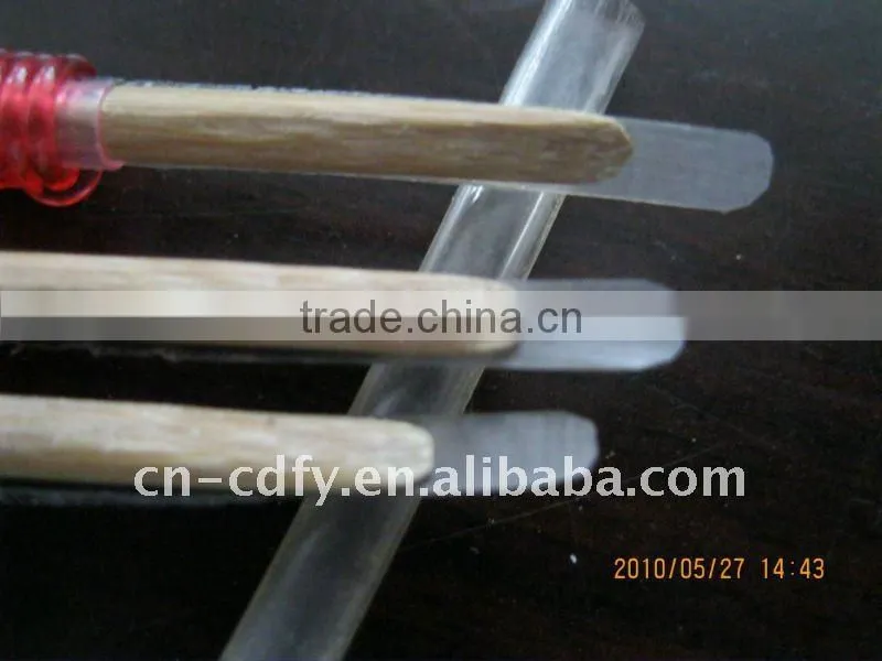 plastic grafting tool for bee larva