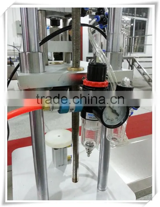 Tabletop Semi-automatic Bottle Capping Machine