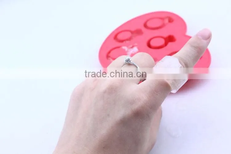 2015 new design food grade silicon ice cube tray