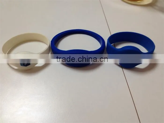 bespoke silicone RFID silicone wristbands for promotion