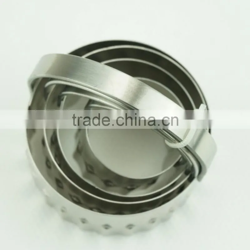 47098 4 pcs round shape stainless steel cookie cutter set