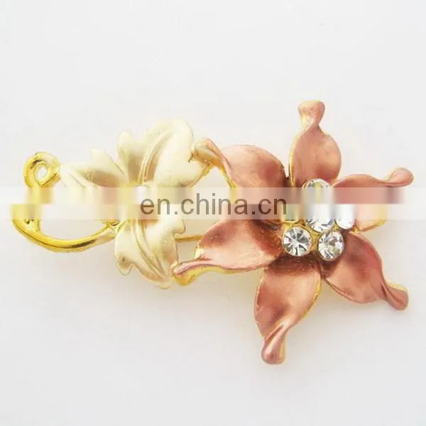 Ally express fashion jewelry party accessory personalized diamond three flowers and crystal rhinestone brooch