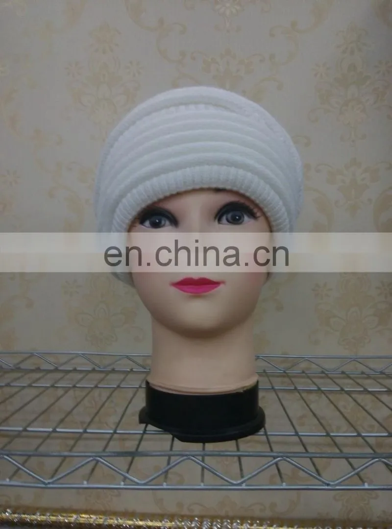 New Style Fashion Wool Knitted With Raccoon Fur Pompom Beanie Hat