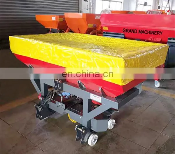 Agricultural Tractor Use Manure Fertilizer Spreader with low price