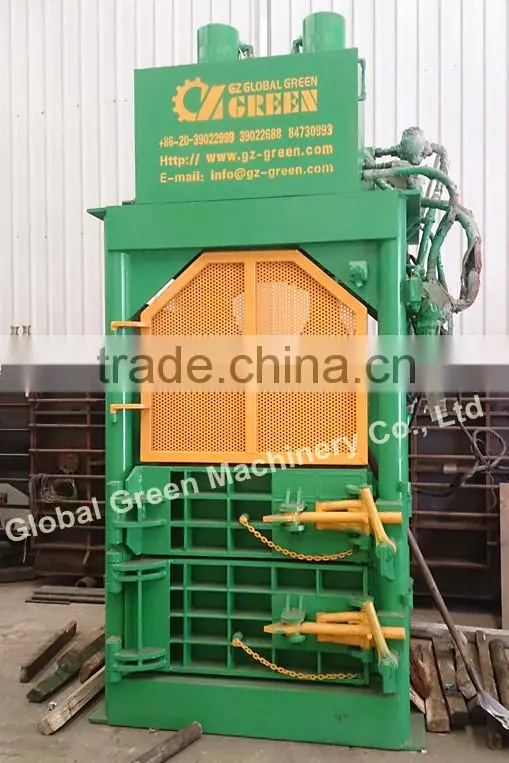 Vertical hydraulic waste paper carton packing machine