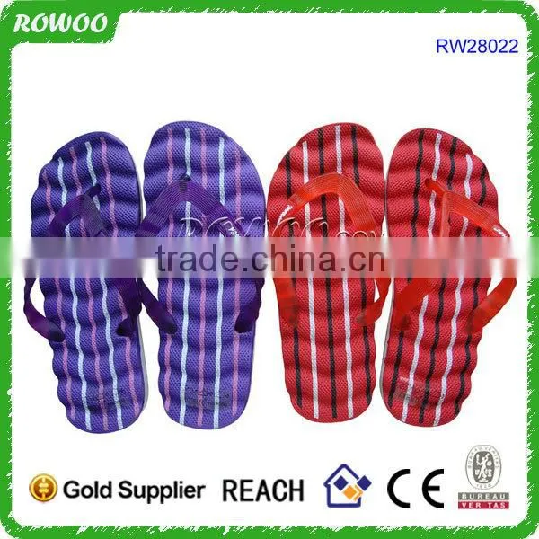 Latest new design fashion lady slippers, massaging slippers for women