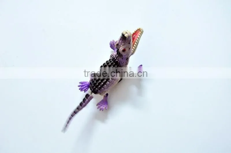 6 inch Plastic Crocodile Eat Fish Handmade Popular Fridge Magnet
