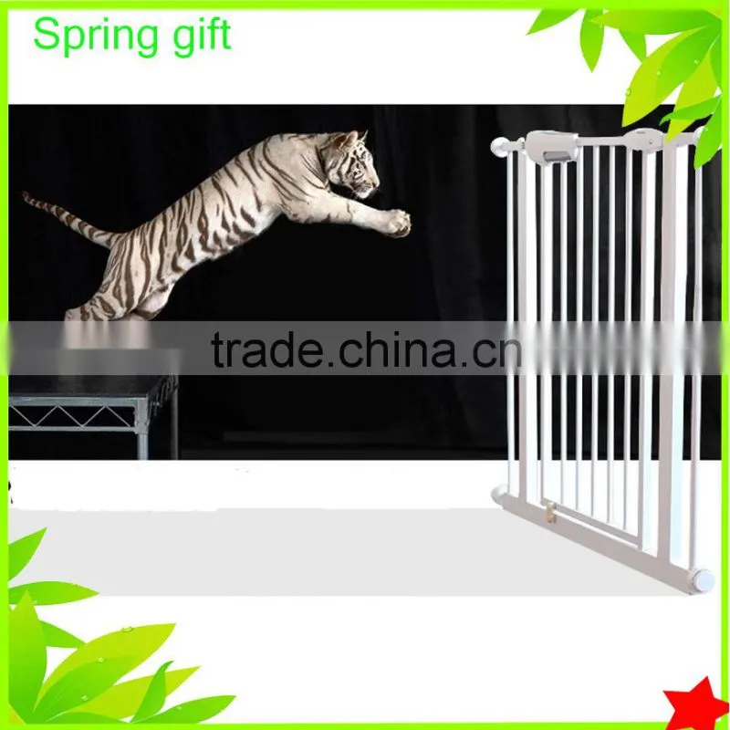 High quality metal Pet friendly kids safety gates /baby safety gate/child safety gate