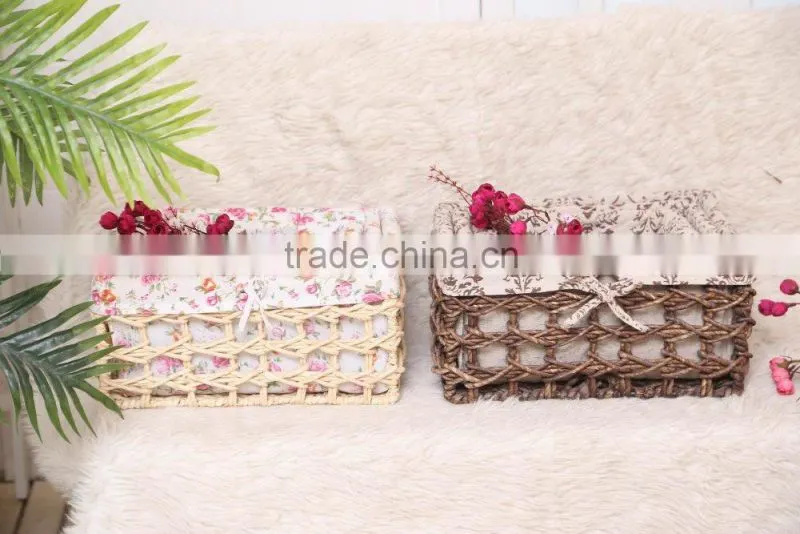 set of 3 maize husk weaved storage baskets -brown