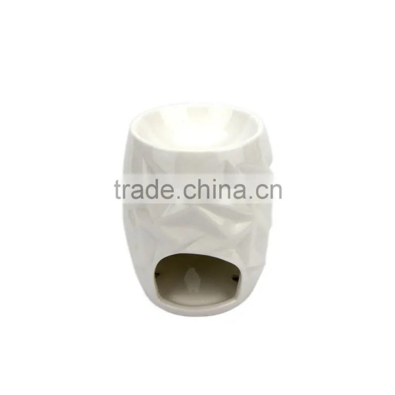 2016 Eco-Friendly Elegant White 3 D Hollow Ceramic Essential Oil Burner for Home Decoration