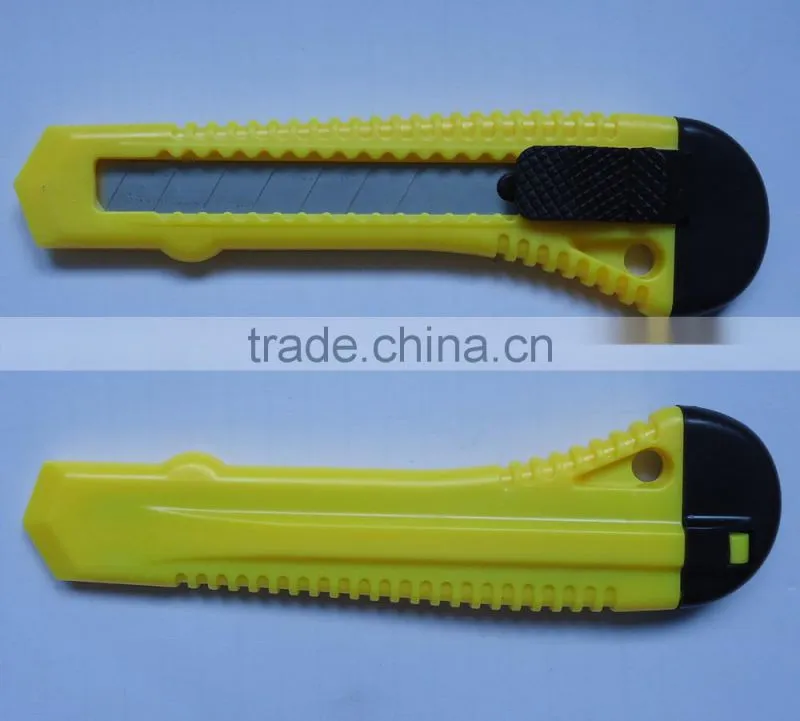 18mm Cheap Plastic grip utility knife Sliding knife Cutter knife