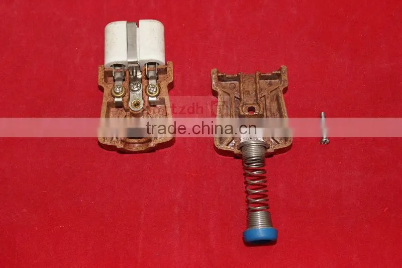 Electrical ceramic plug socket