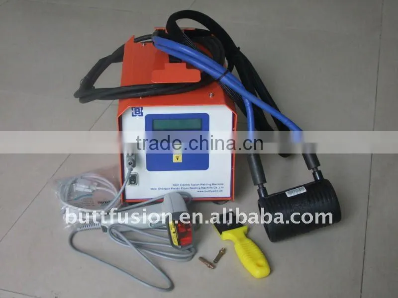 Electro fusion welding machine for PE pipes