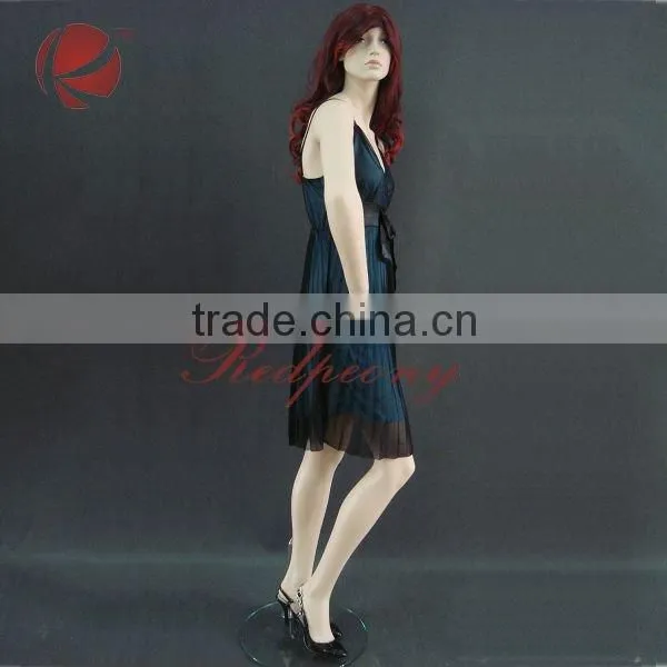 female mannequins dummy