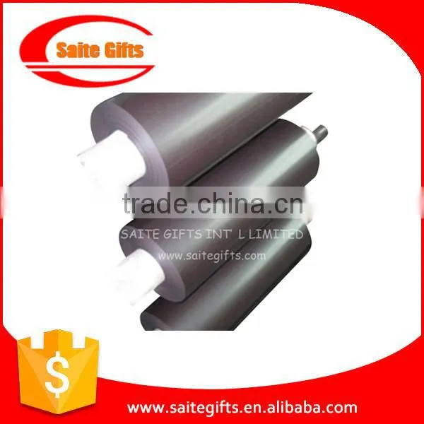 Isotropic flexible rubber fridge magnet material