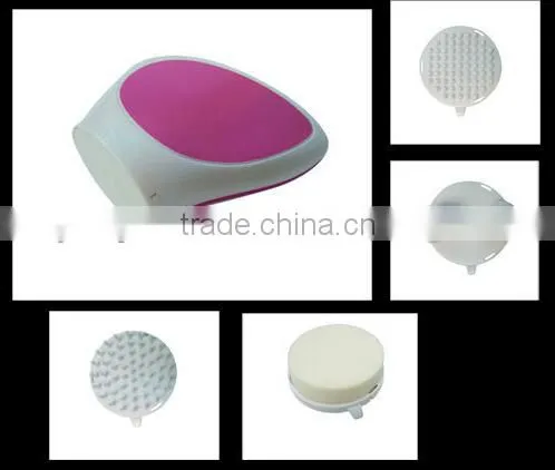Electric Vibration facial massager for the face cleaning with four removable head