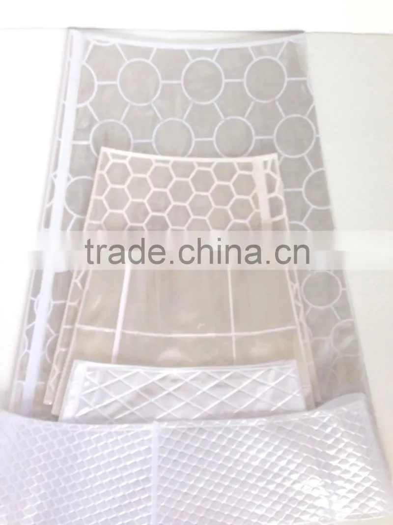Cobwebbing reflective cone sleeve manufacturer