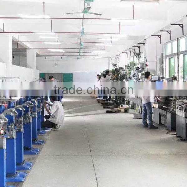 snap fastening machine