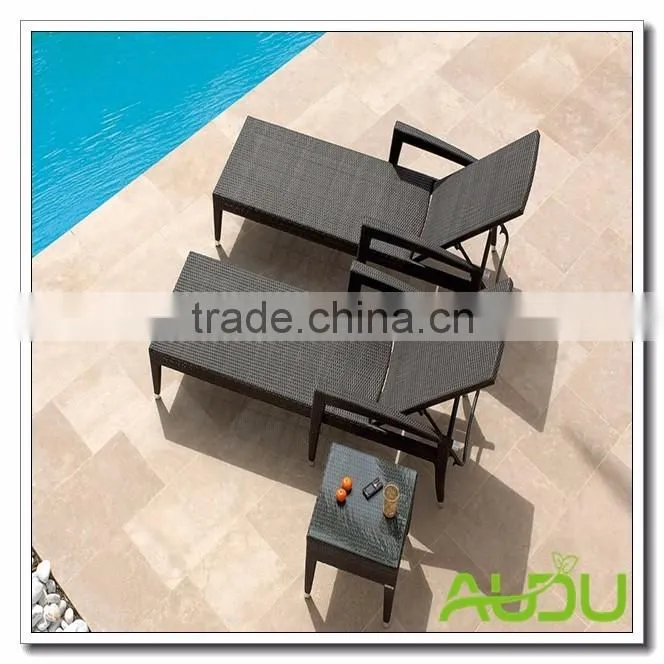 Audu San Francisco Patio Outdoor Wicker Lounger