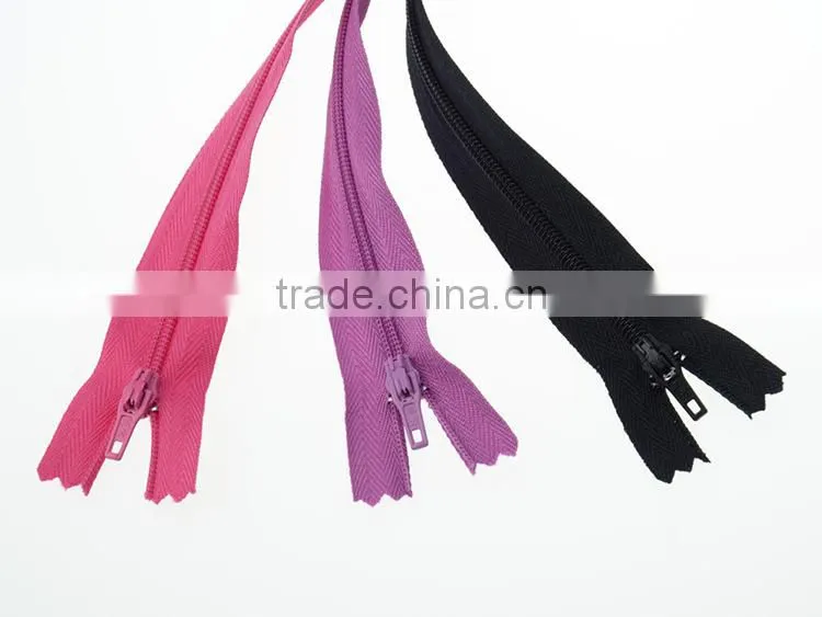 High Quality Colorful Long Chain Clothes Nylon Zipper Close-end Custom Nylon Zipper