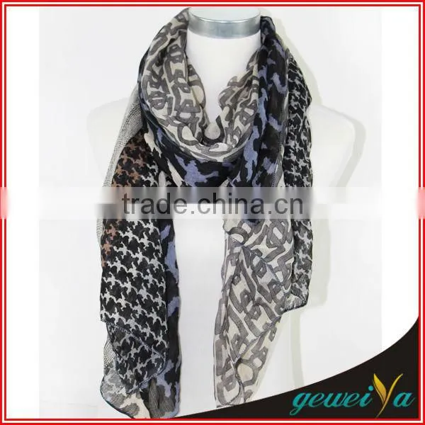 Kinds of Styles Printed Chain Scarf