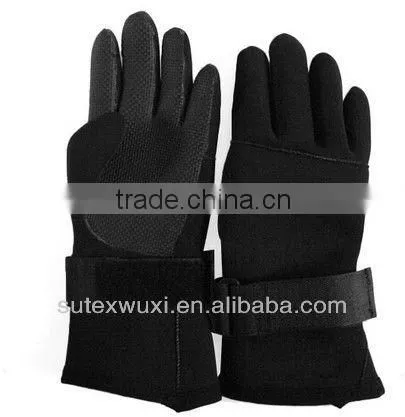Neoprene waterproof gloves