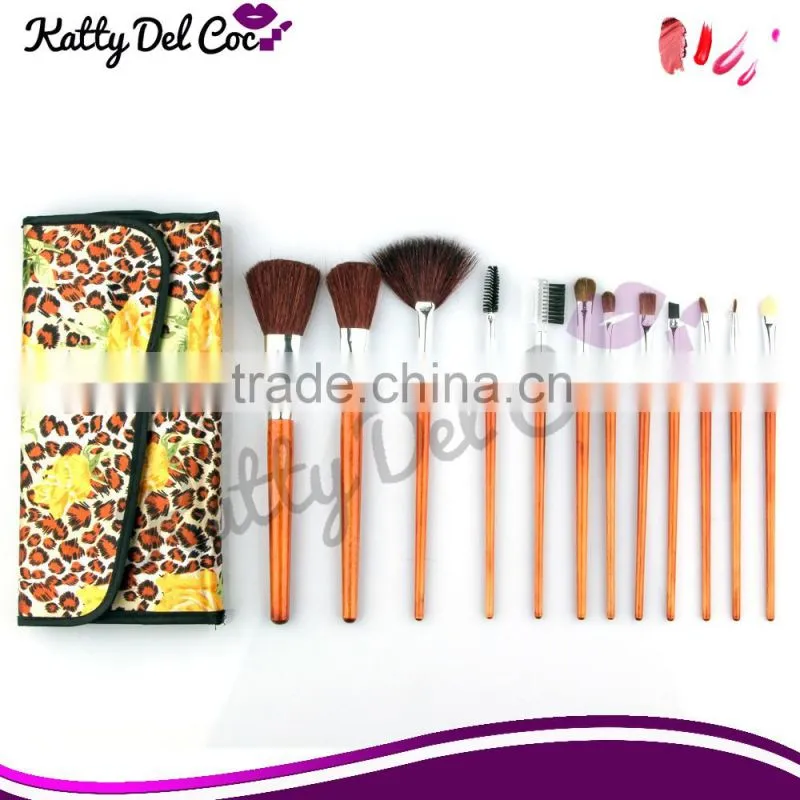 Good quality 12pcs goat hair makeup brushes fashional bag
