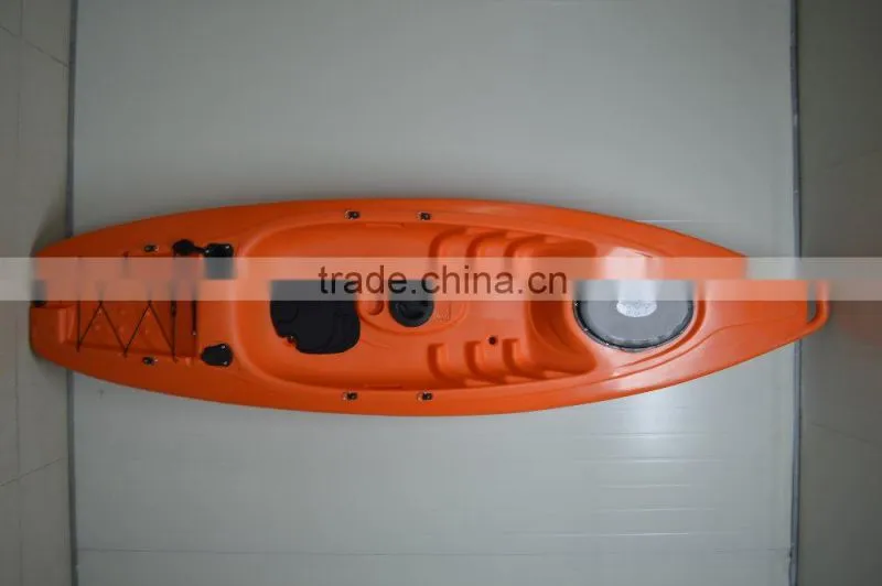 Single sit on top kayak with wheel