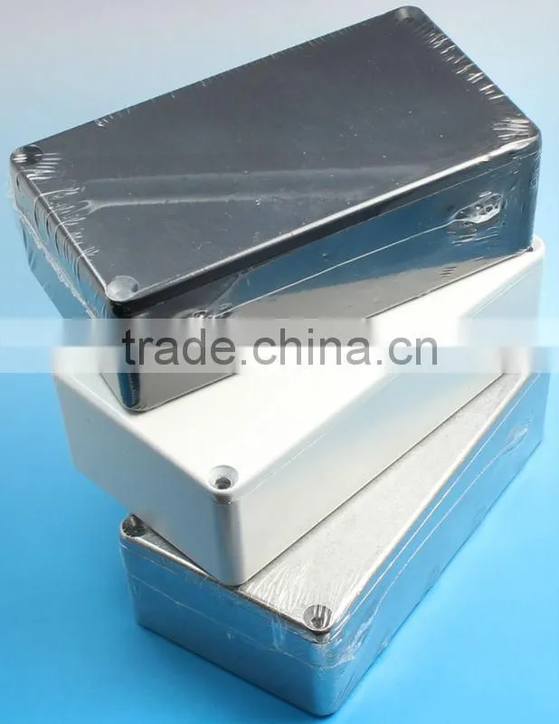 hammond enclosure 1590B