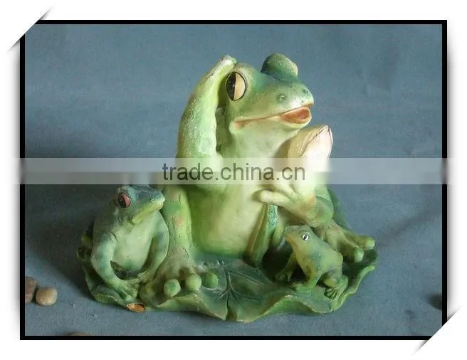 Gardening animal decoration - frog family
