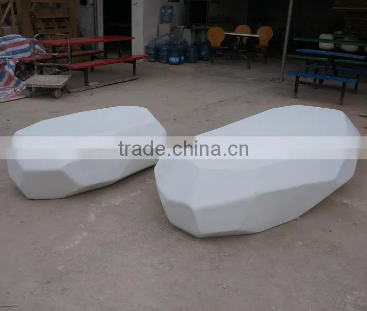 Giant garden white outdoor chair