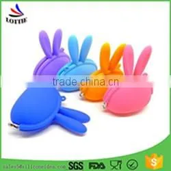 Promotional cartoon shape silicone coin bag food grade silicone coin wallet for kids